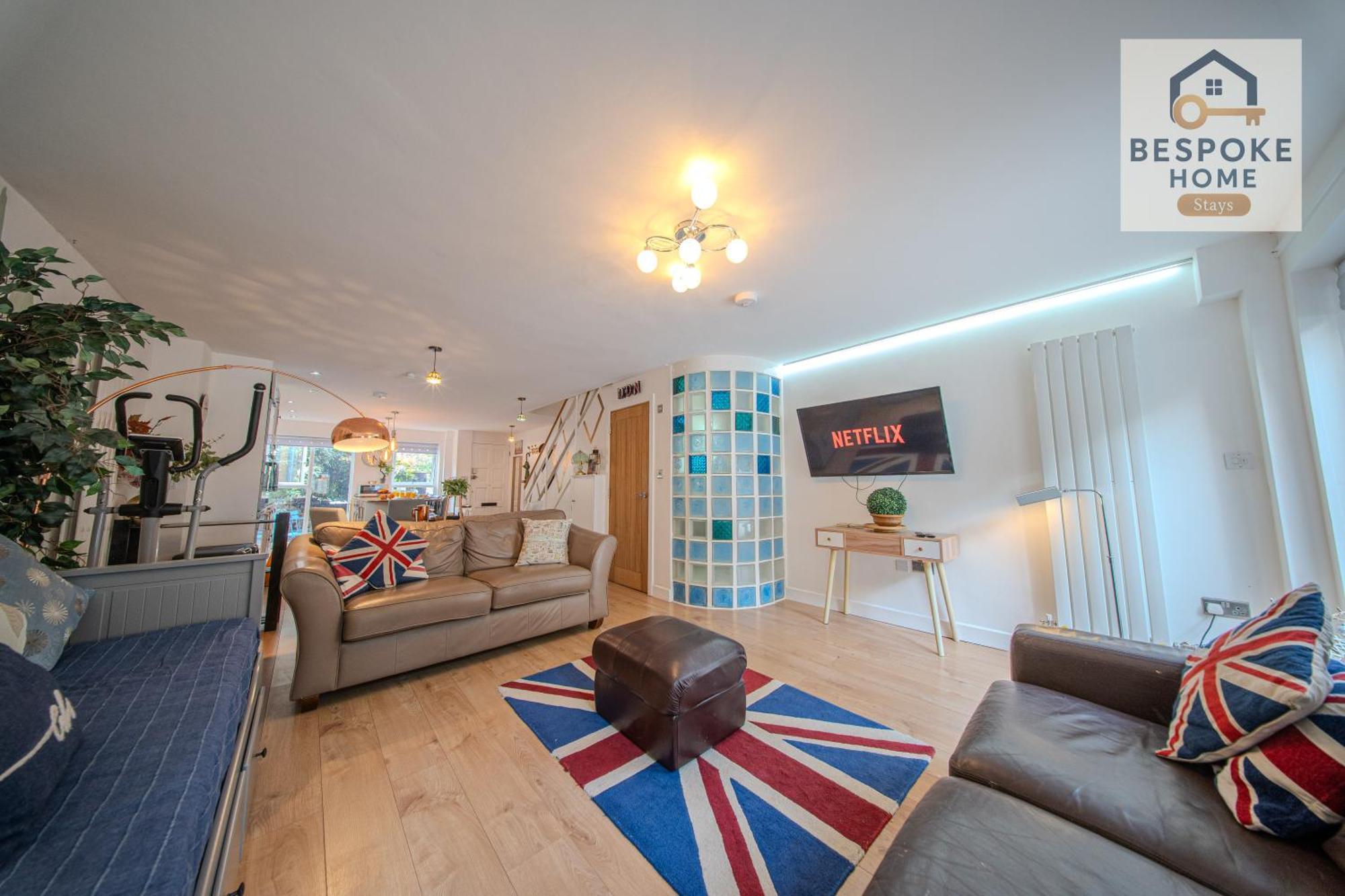 Modern 4 Bed 3 Bath House - 4 Groups With Free Parking - Central London * London