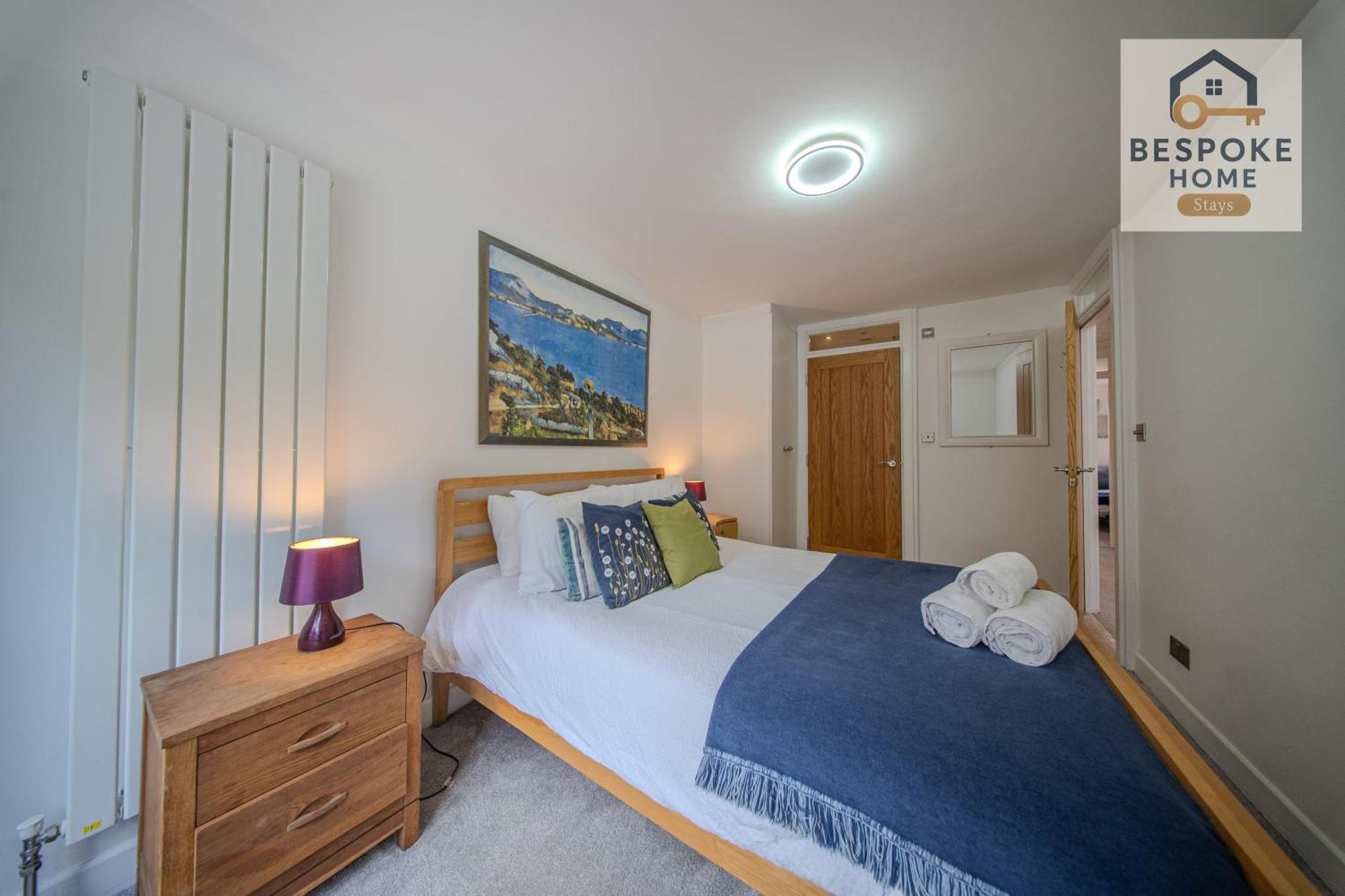 Modern 4 Bed 3 Bath House - 4 Groups With Free Parking - Central London Ferienhaus